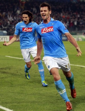 同时也自信 同时也自信